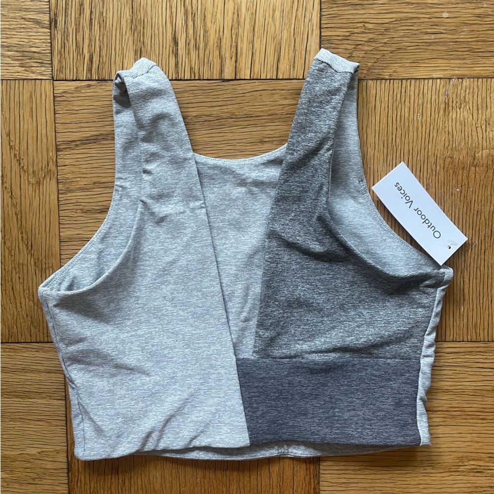 NWT Outdoor Voices Venus tritone sports bra/crop dove/ash/graphite Size S